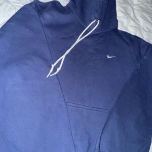 Nike Men's Navy Pullover Hoodie
